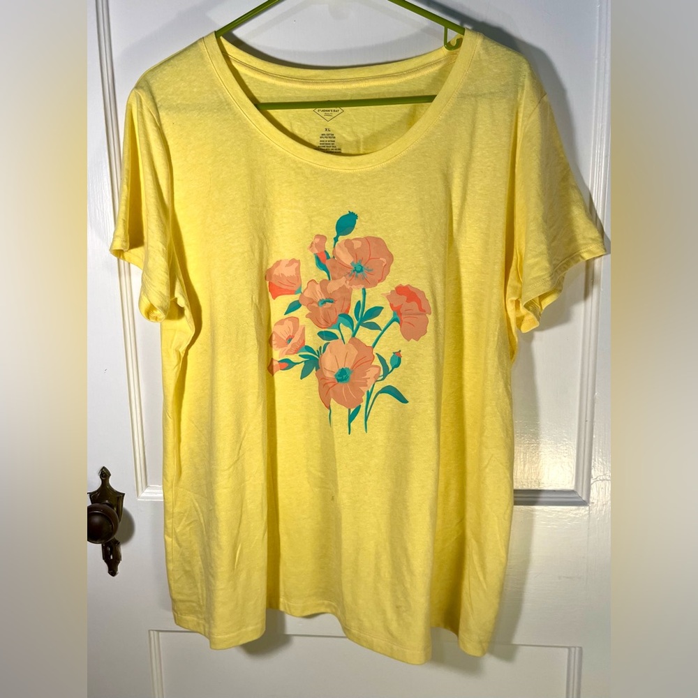 St. John's Bay Yellow Floral Short Sleeve Tee